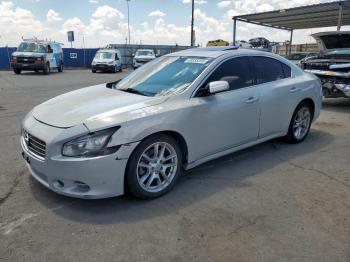  Salvage Nissan Maxima