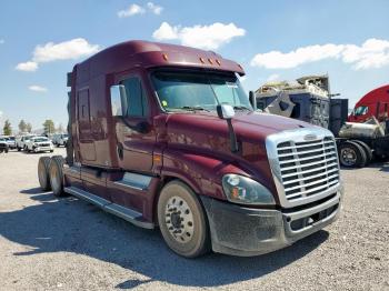  Salvage Freightliner Cascadia 1