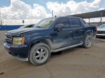  Salvage Chevrolet Avalanche
