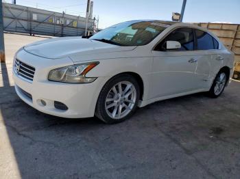  Salvage Nissan Maxima