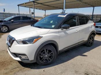  Salvage Nissan Kicks