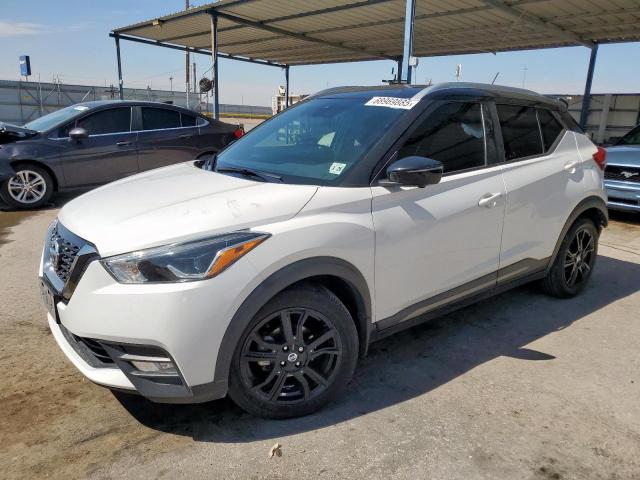  Salvage Nissan Kicks