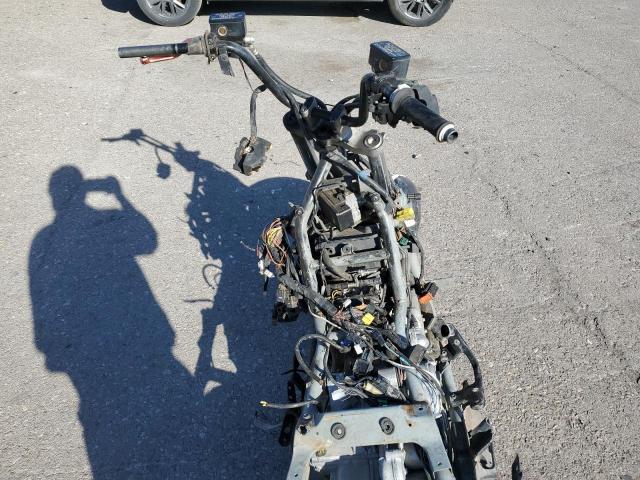 Suzuki Scooter A Image 2