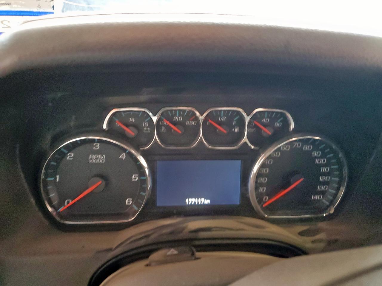 Chevrolet Suburban K1500 Lt Image 13