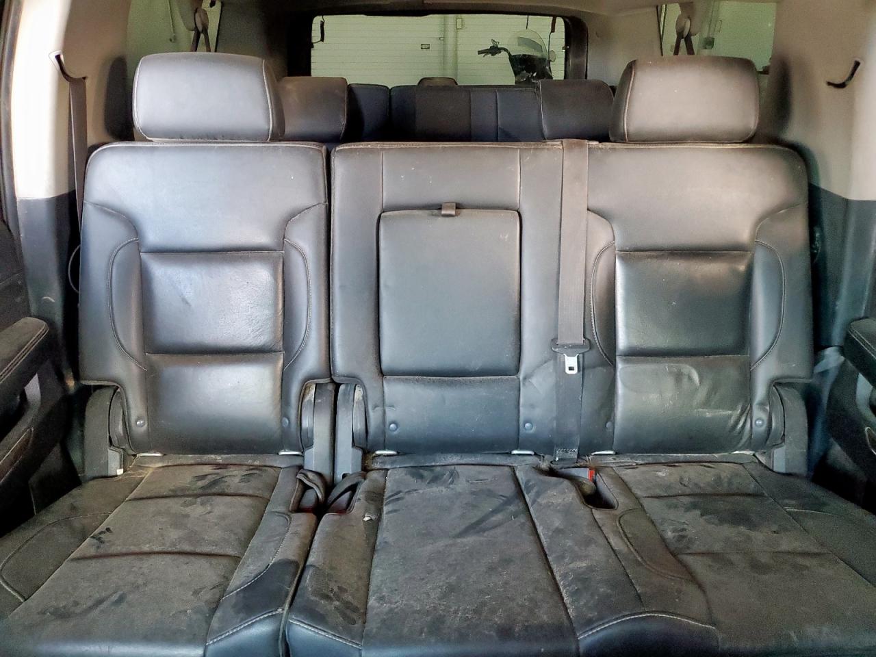 Chevrolet Suburban K1500 Lt Image 5