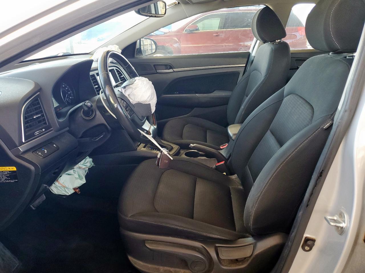 Hyundai ELANTRA Sel Image 11