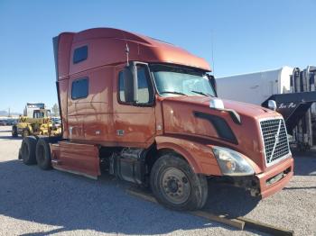  Salvage Volvo Vnl