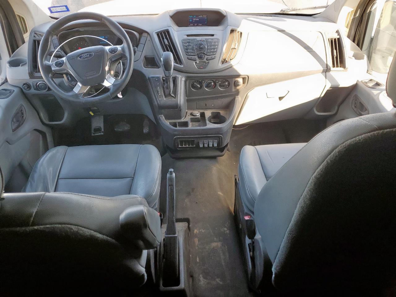 Ford Transit T-150 Image 10