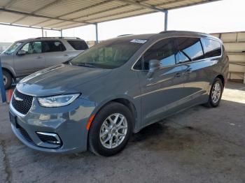  Salvage Chrysler Pacifica
