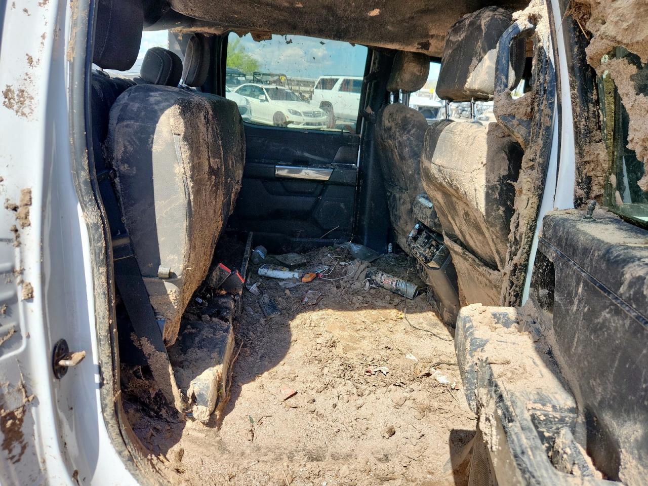 Ford F-150 Supercrew Image 11