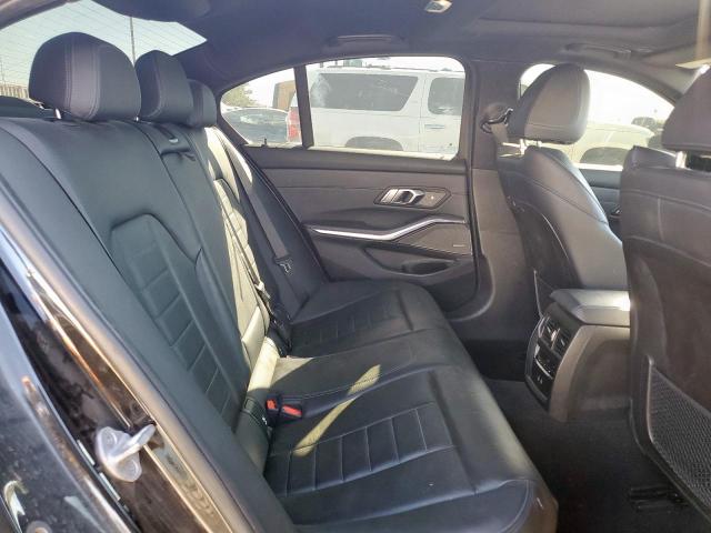 BMW 3 Series Image 12