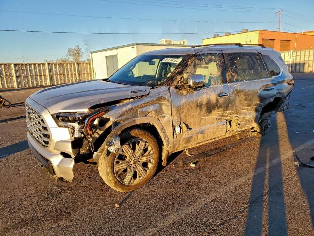  Salvage Toyota Sequoia