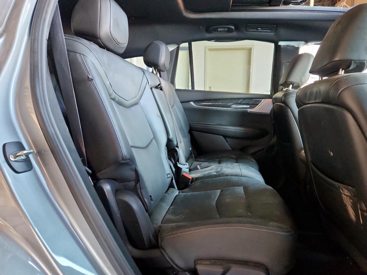 Cadillac XT6 Premium Luxury Image 12