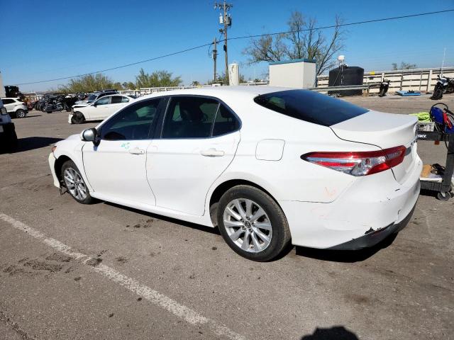 Toyota Camry L Image 10
