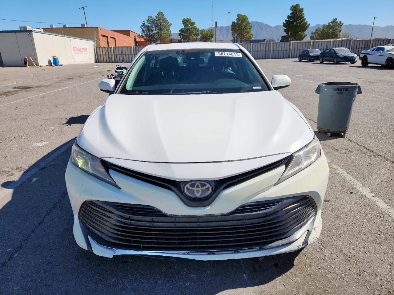 Toyota Camry L Image 3