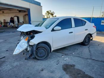  Salvage Nissan Versa