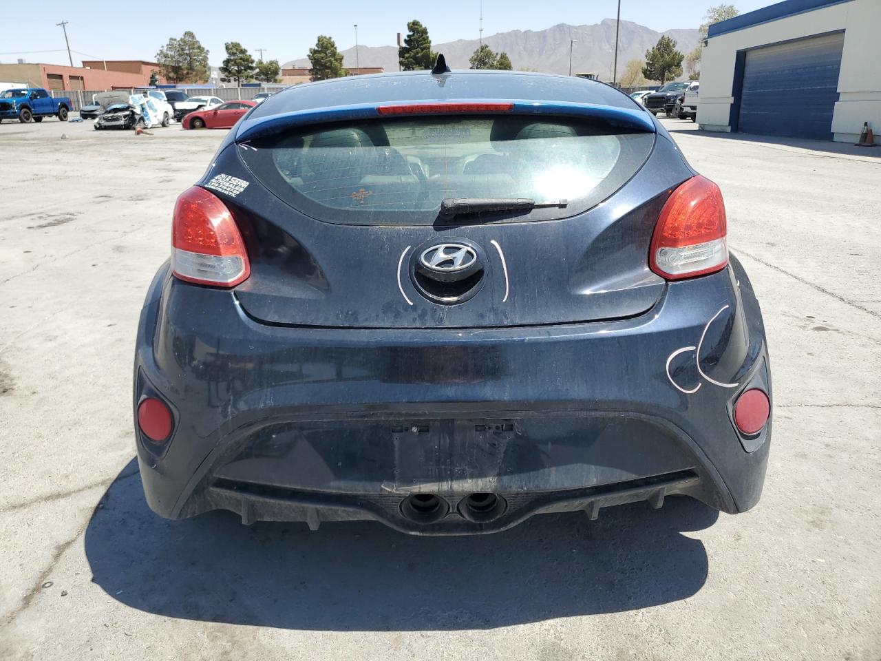 Hyundai VELOSTER Turbo Image 7