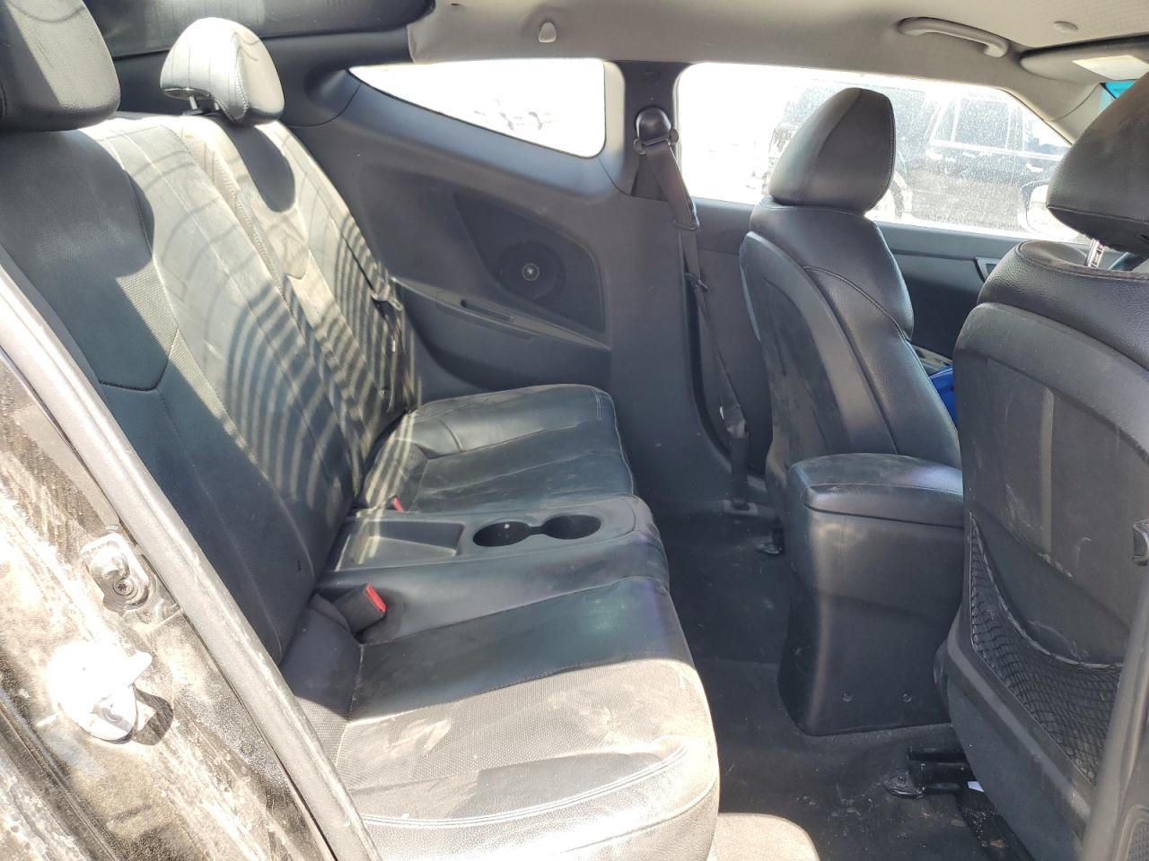 Hyundai VELOSTER Turbo Image 12