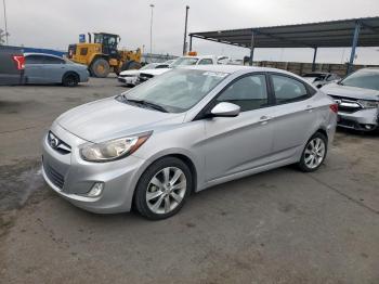  Salvage Hyundai ACCENT