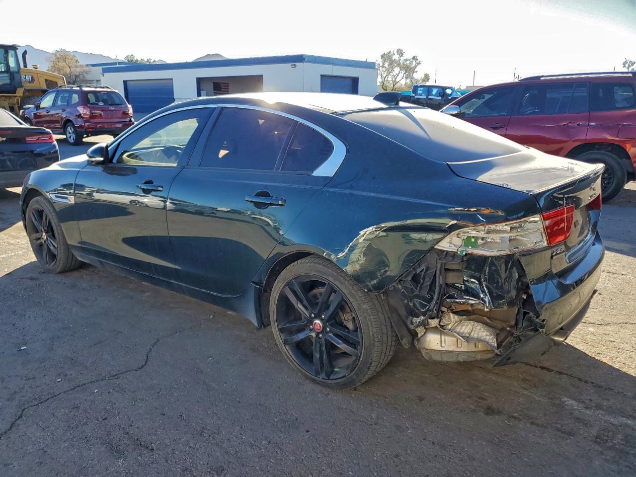 Jaguar XE Premium Image 2