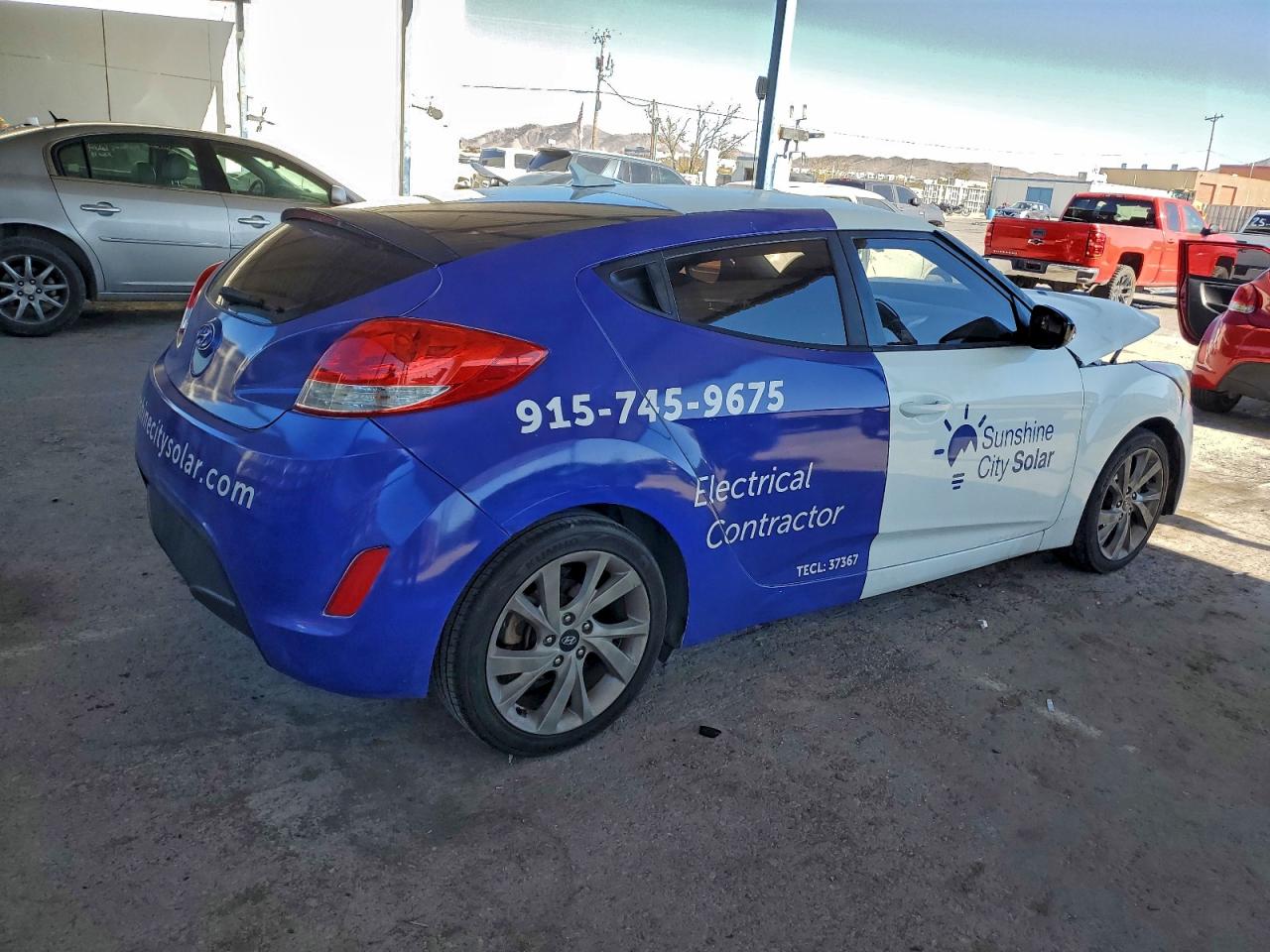 Hyundai VELOSTER Image 10