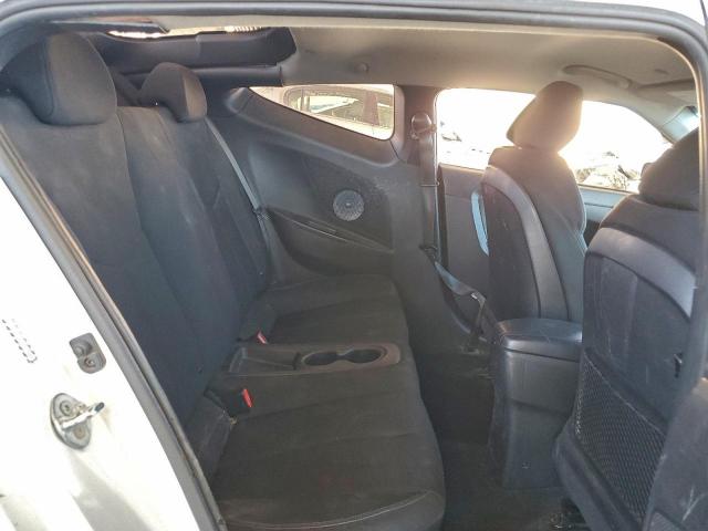 Hyundai VELOSTER Image 7