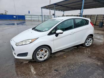  Salvage Ford Fiesta