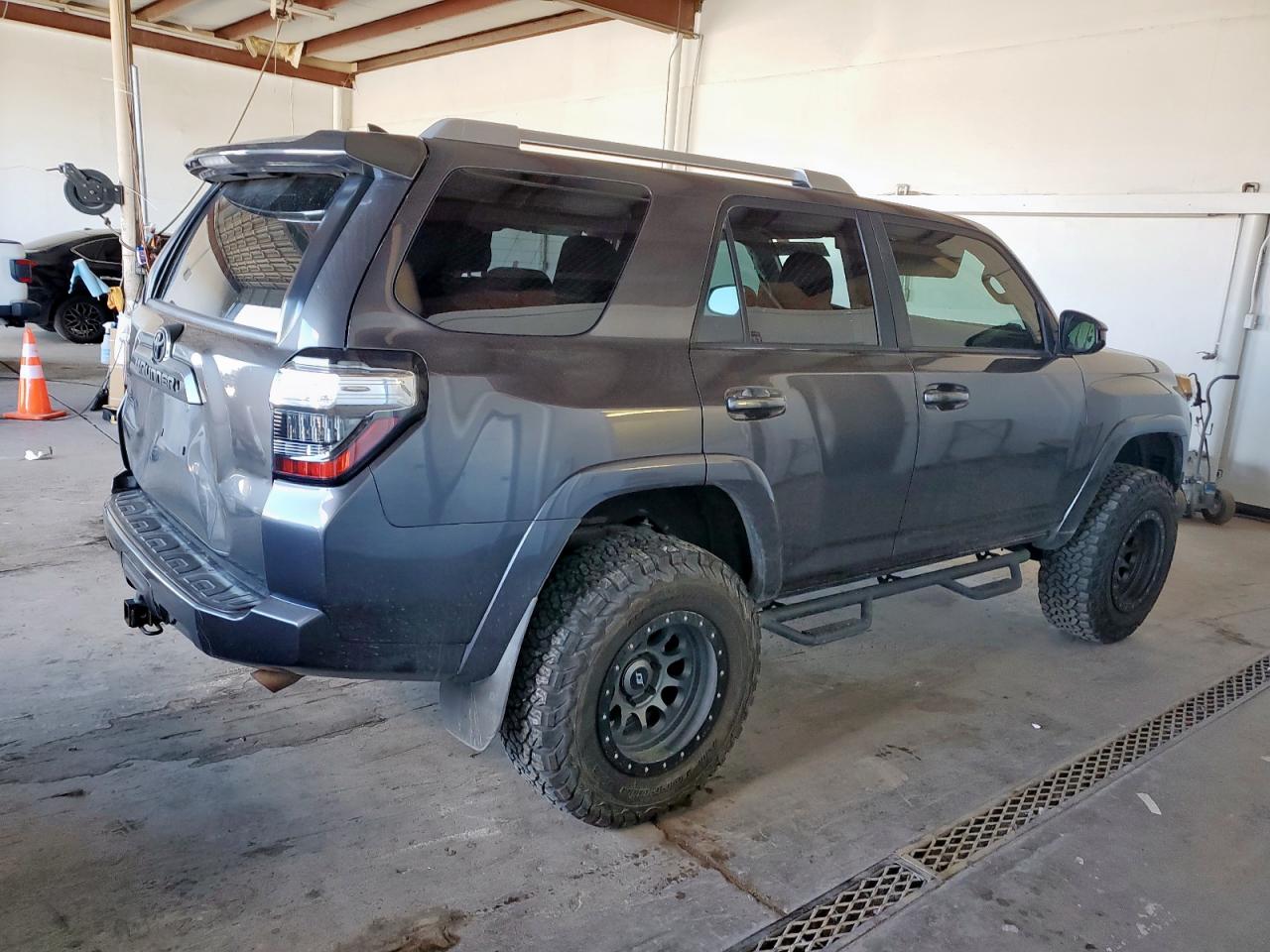 Toyota 4Runner Sr5/sr5 Premium Image 6