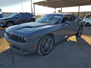  Salvage Dodge Challenger