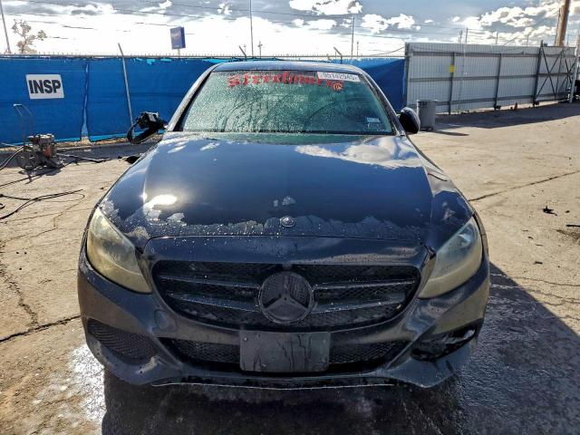 Mercedes-Benz C-Class 300 Image 2