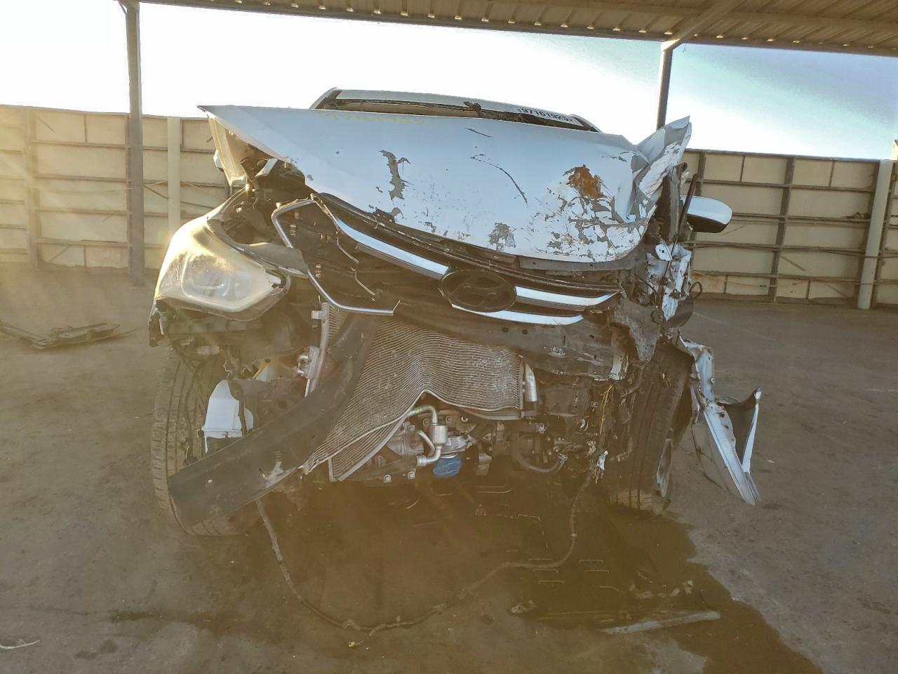 Hyundai SANTA FE Image 3