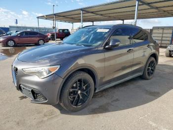  Salvage Alfa Romeo Stelvio