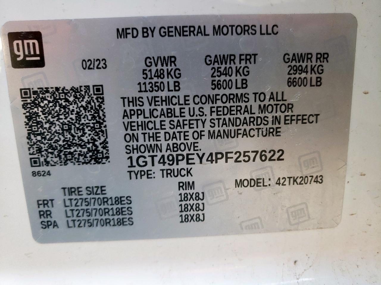 GMC Sierra K2500 At4 Image 9