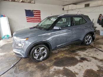  Salvage Hyundai VENUE