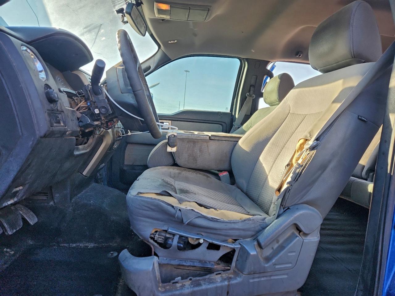 Ford F-150 Supercrew Image 9