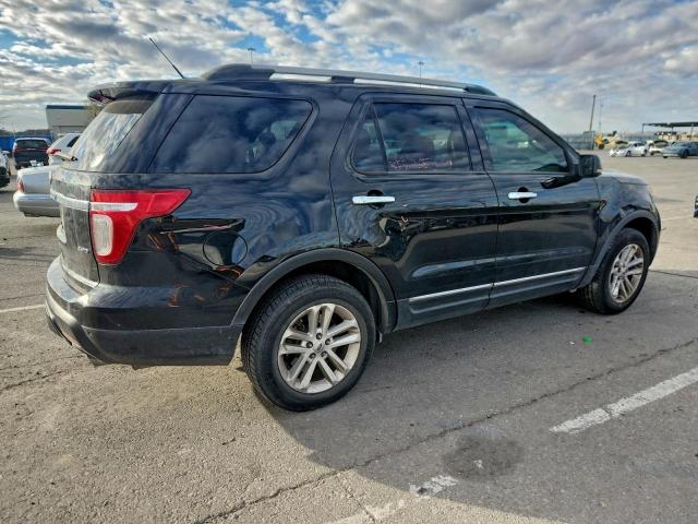 Ford Explorer Xlt Image 3