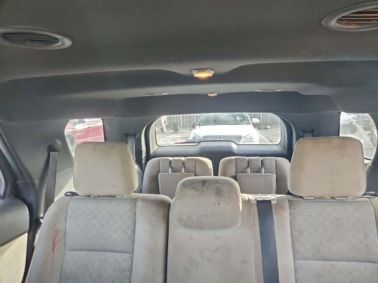 Ford Explorer Xlt Image 13