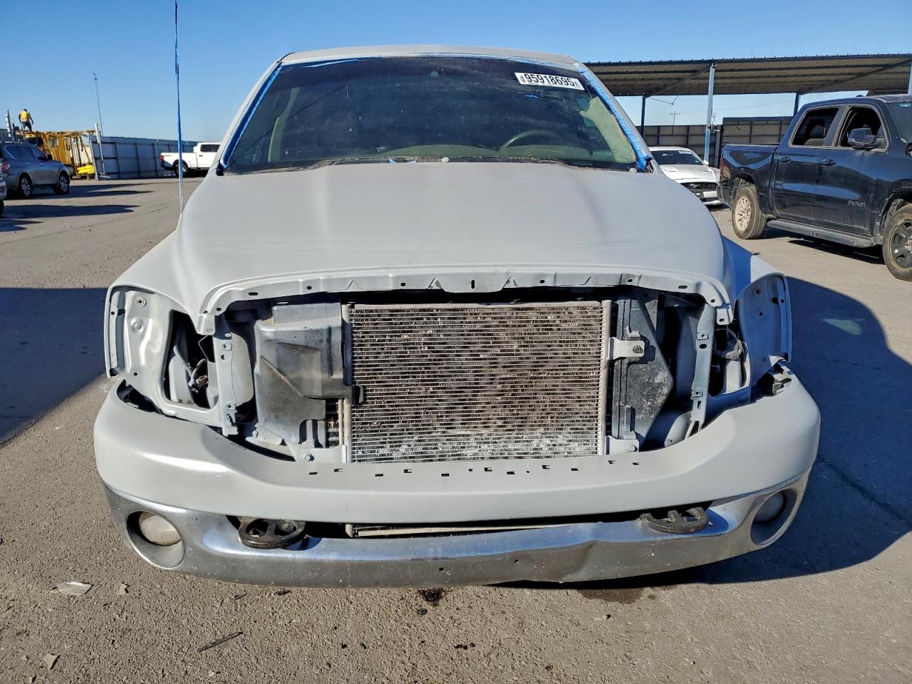 Dodge Ram 2500 St Image 4