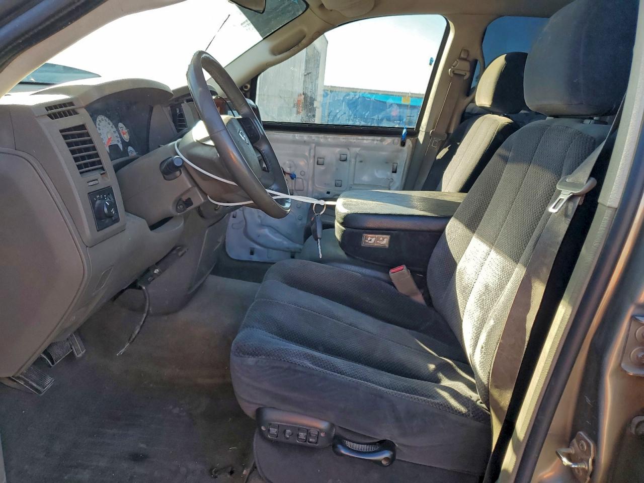 Dodge Ram 2500 St Image 3