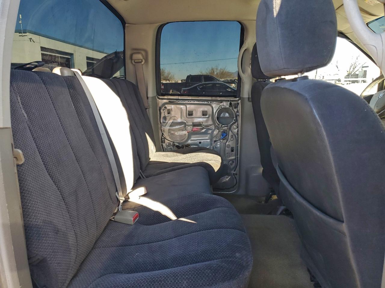 Dodge Ram 2500 St Image 9