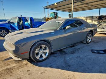  Salvage Dodge Challenger
