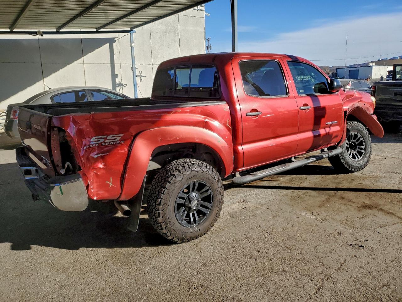 Toyota Tacoma Double Cab Prerunner Image 2
