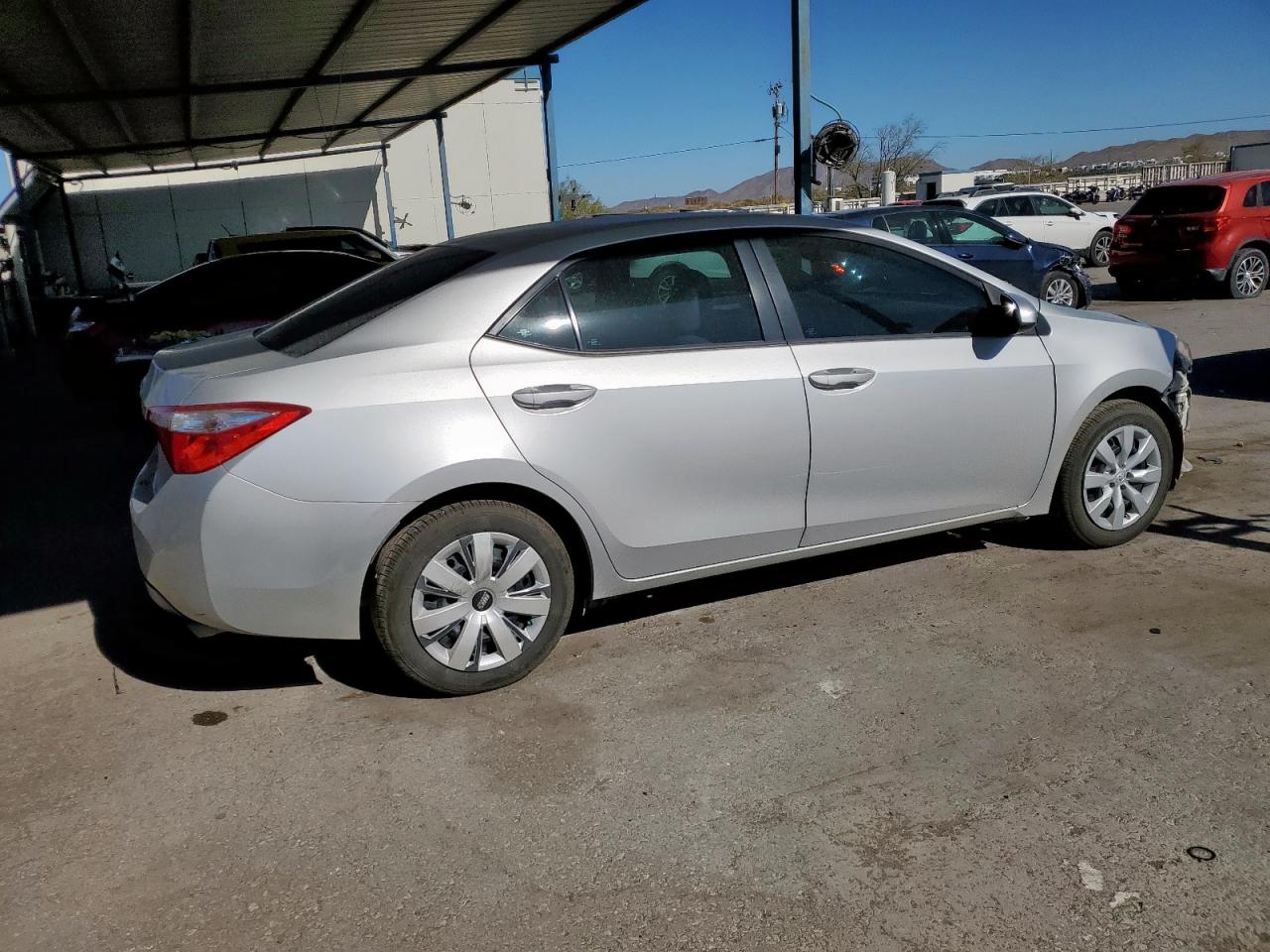 Toyota Corolla L Image 3