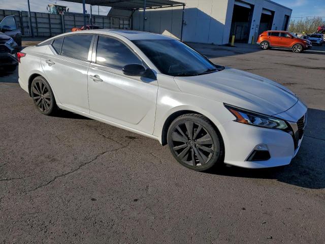 Nissan Altima Sr Image 7