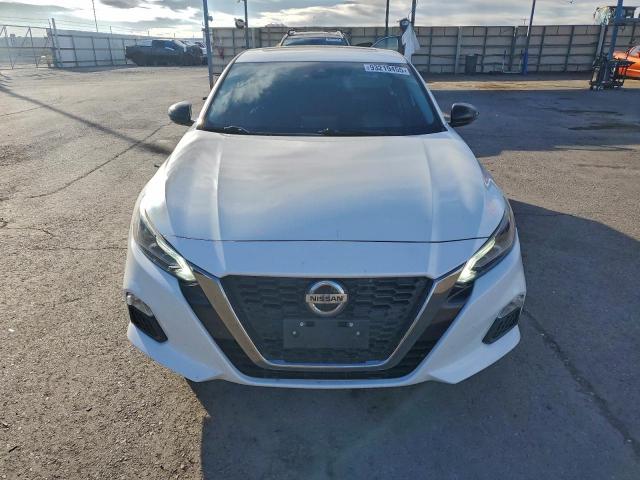 Nissan Altima Sr Image 4