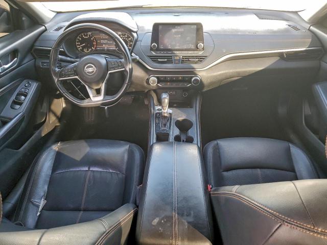 Nissan Altima Sr Image 5