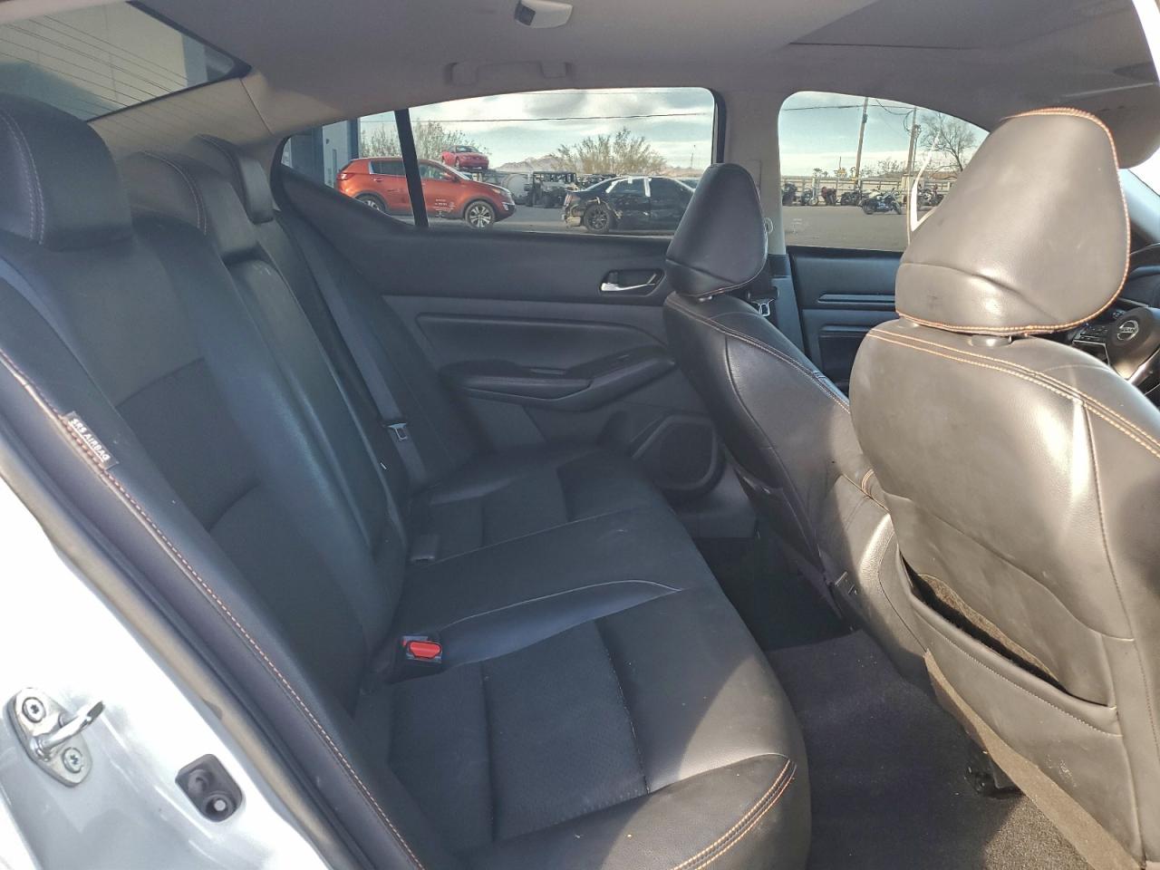 Nissan Altima Sr Image 6