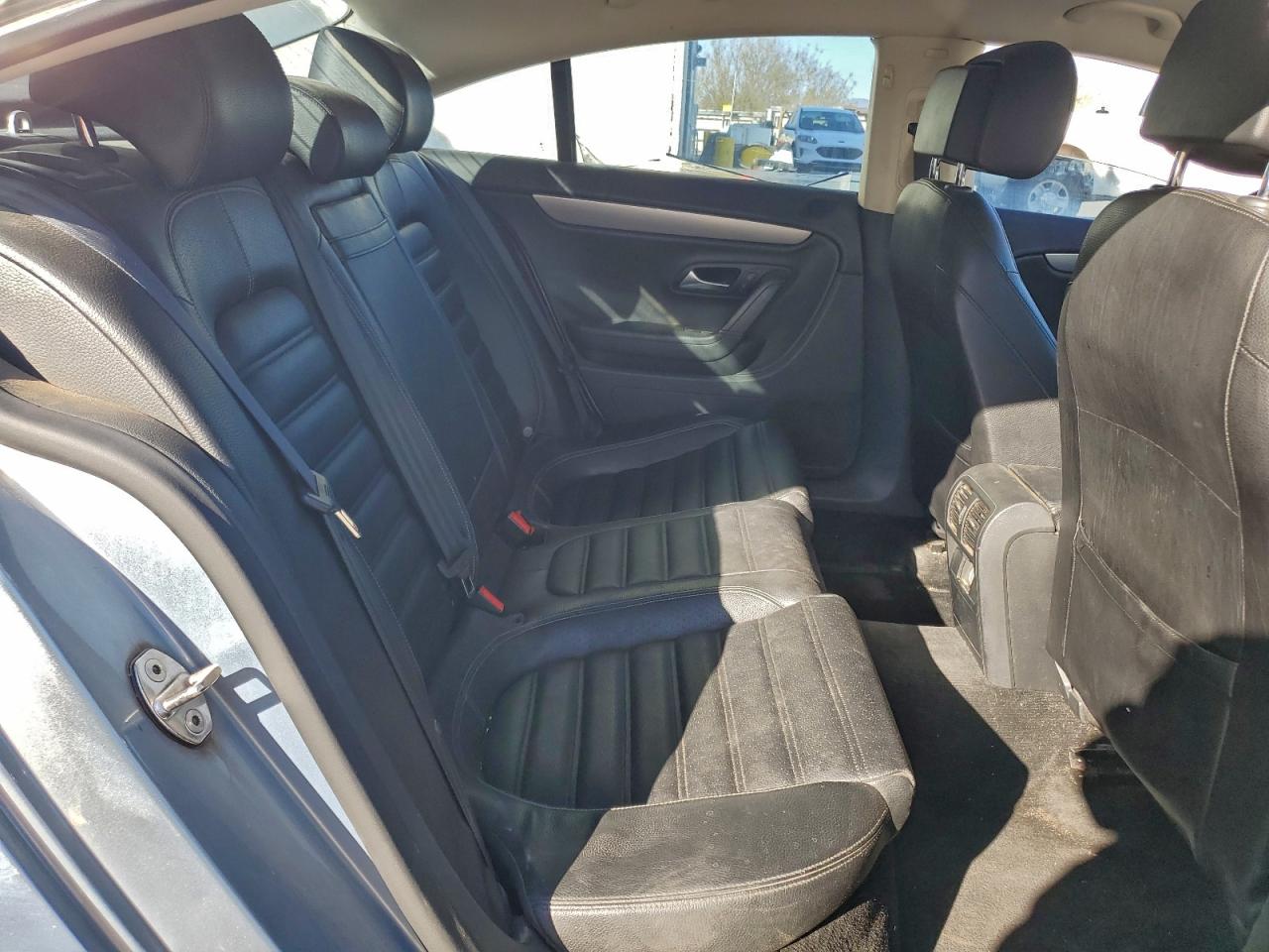 Volkswagen CC Sport Image 7