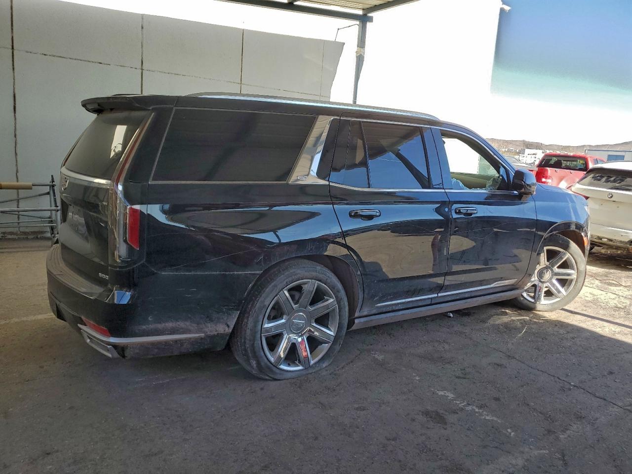 Cadillac Escalade Premium Luxury Image 11