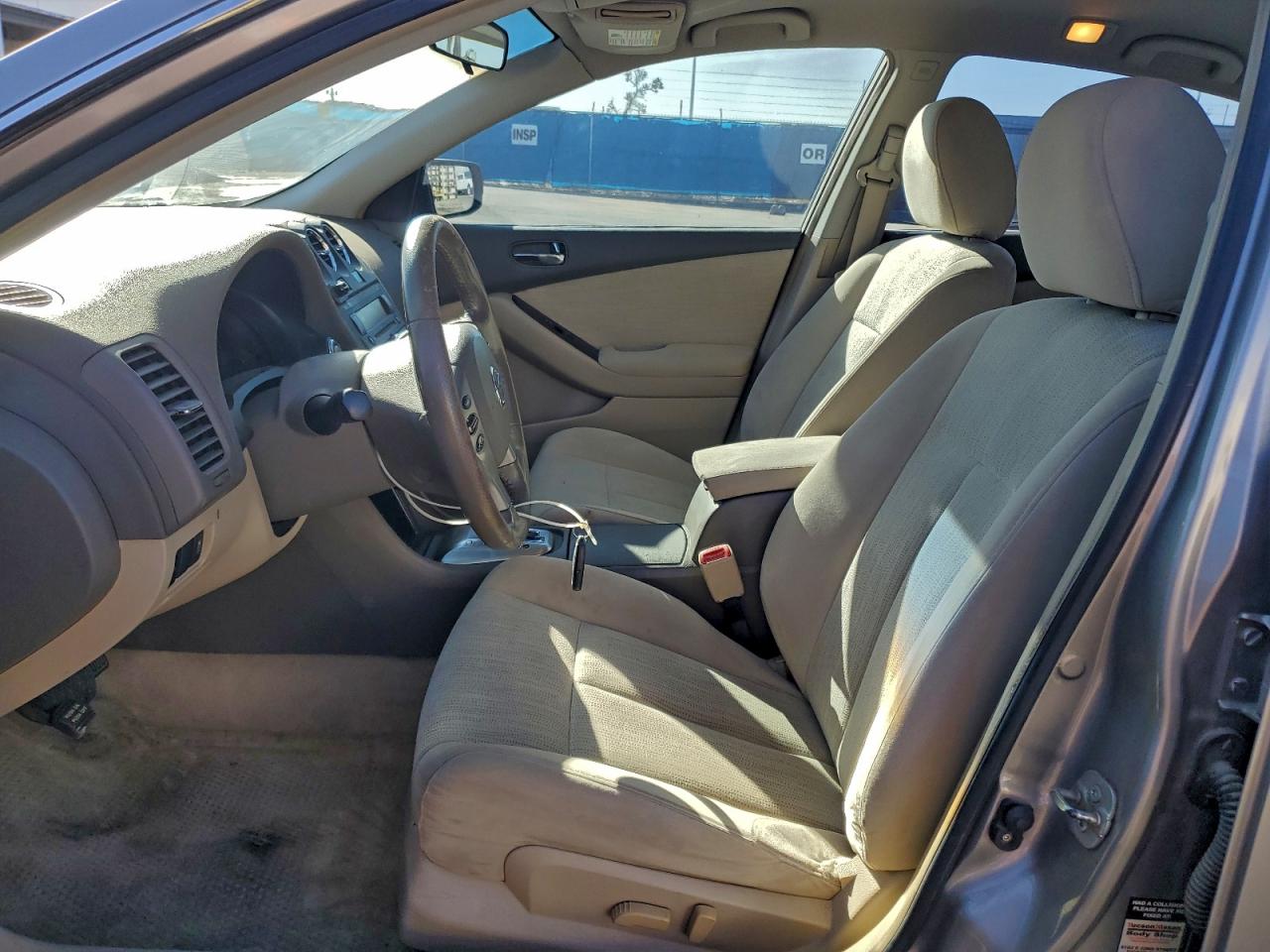 Nissan Altima Base Image 5